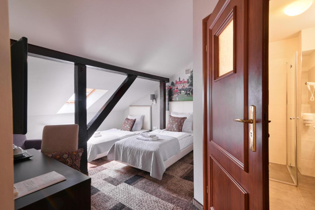 Morando Hotel Zamosc  Ngoại thất bức ảnh