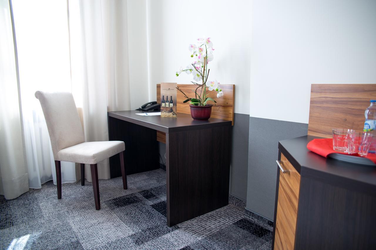 Morando Hotel Zamosc  Ngoại thất bức ảnh