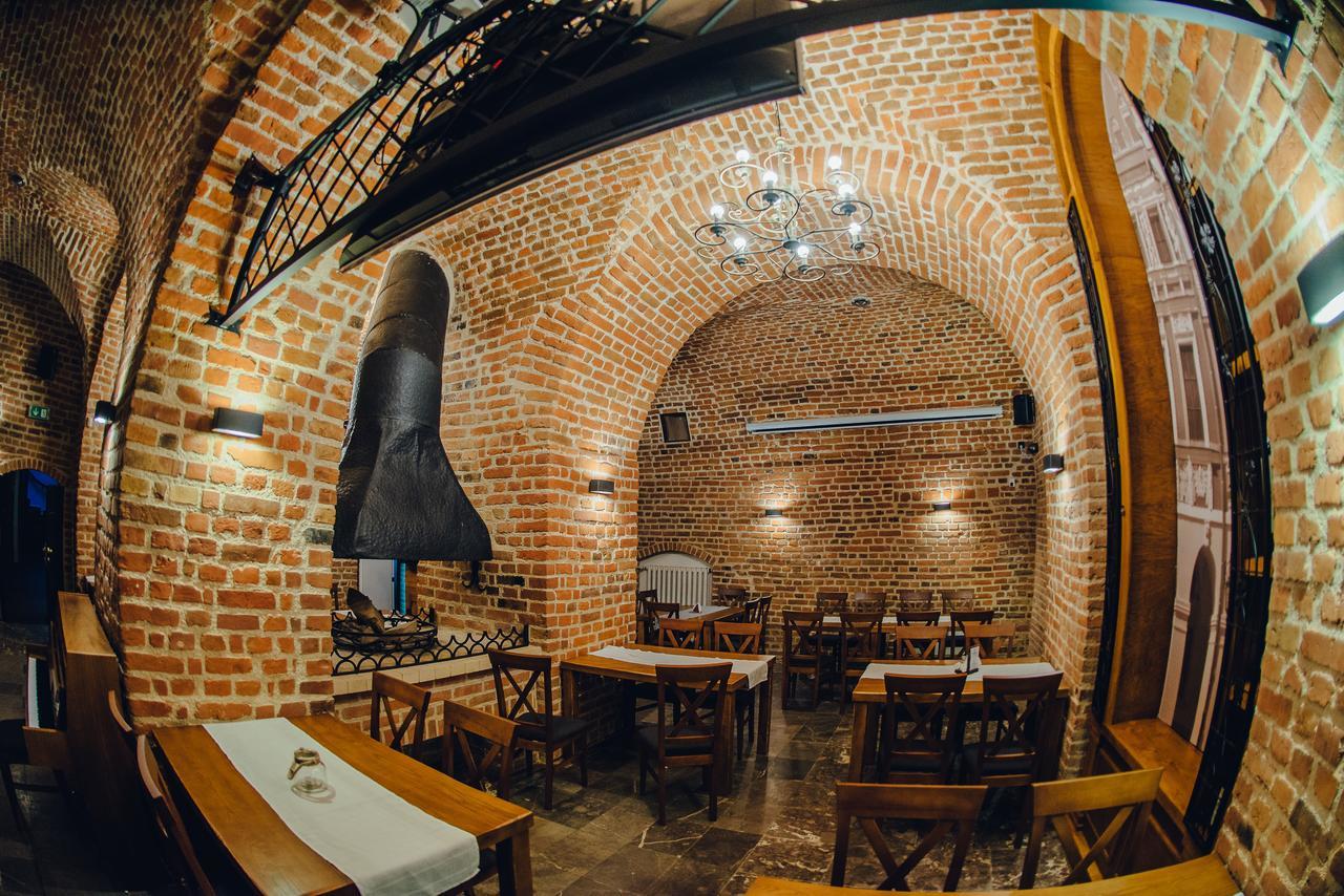 Morando Hotel Zamosc  Ngoại thất bức ảnh
